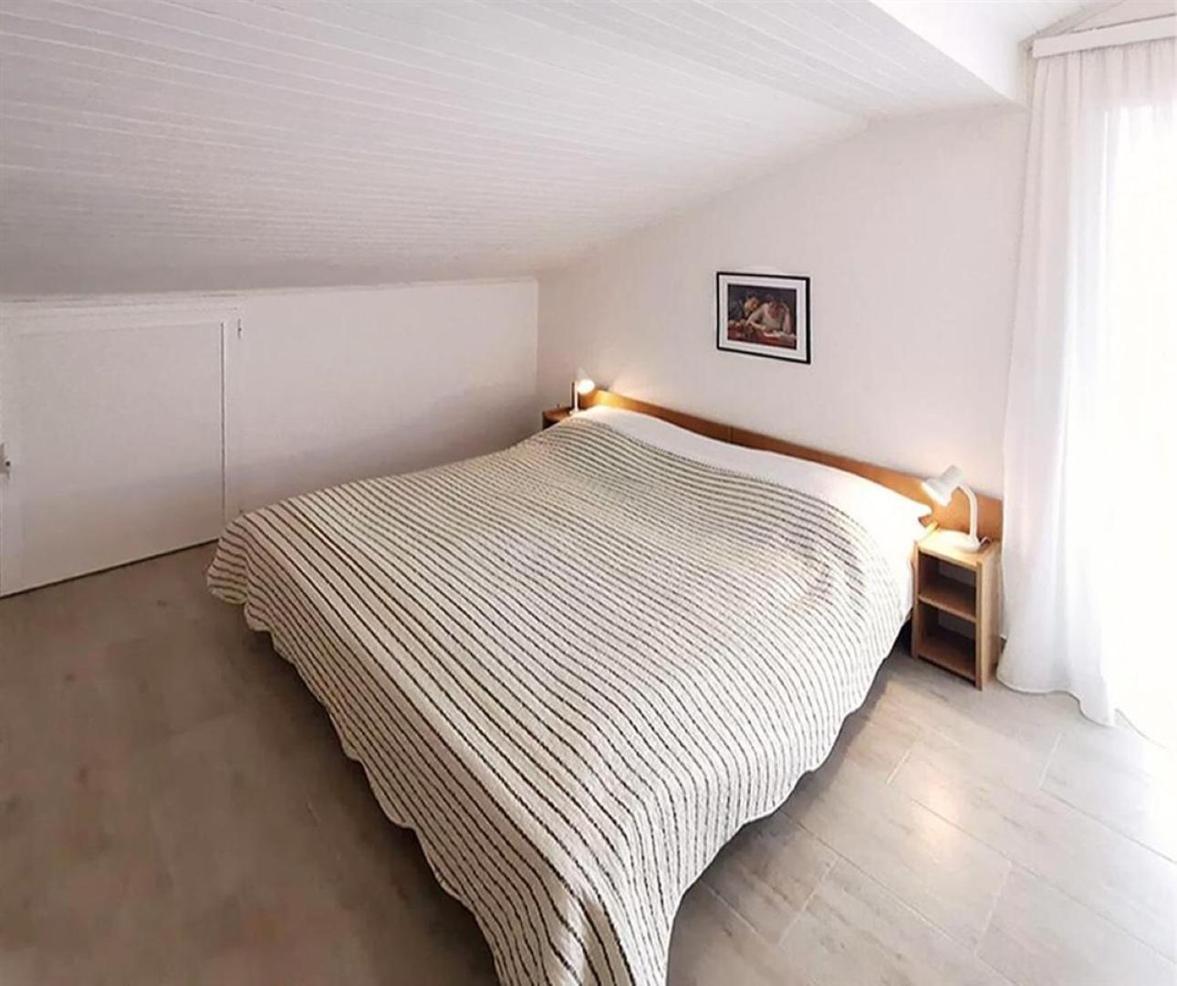 Apartments Mate - Free Parking Паг Экстерьер фото
