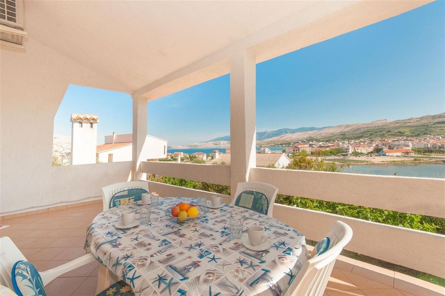 Apartments Mate - Free Parking Паг Экстерьер фото