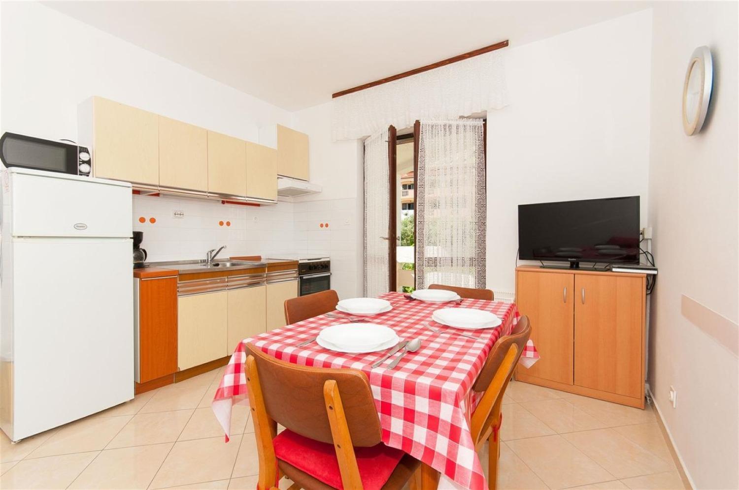 Apartments Mate - Free Parking Паг Экстерьер фото